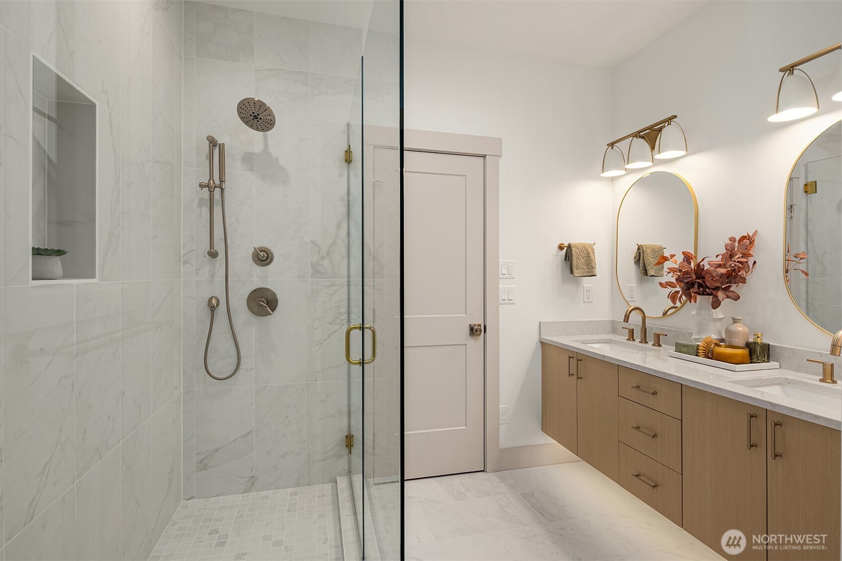 13115 NE 87th Lane , Kirkland, WA 98033