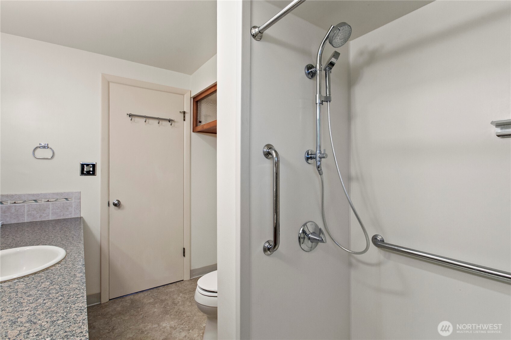 3017 Ammons Drive , Longview, WA 98632