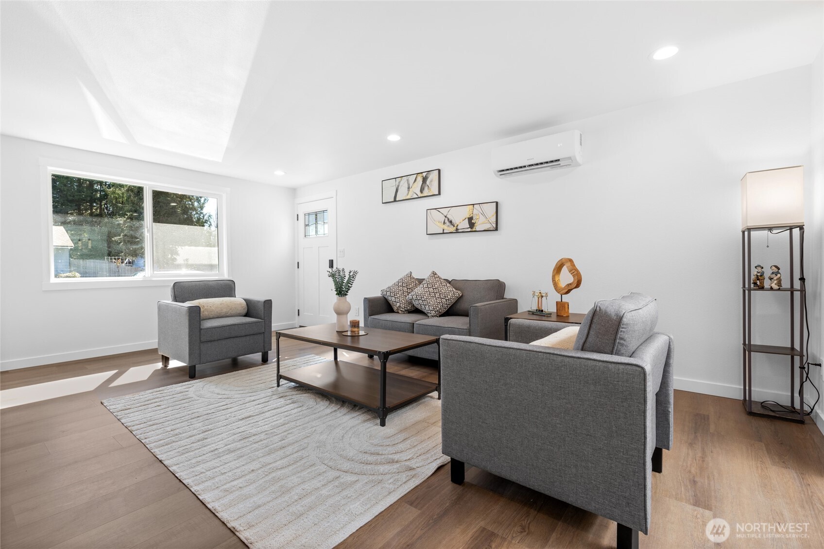 7831 202nd Place SW, Edmonds, WA 98026