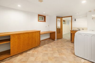 2616 Franklin Avenue E, Seattle, WA 98102-3219 - Photo 23