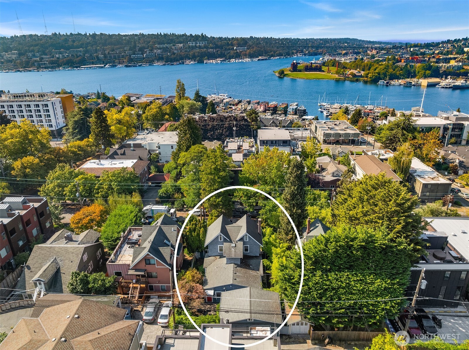 2616 Franklin Avenue E, Seattle, WA 98102-3219