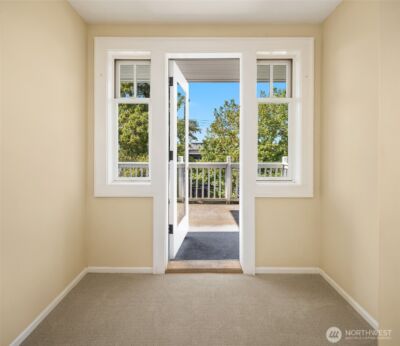 2616 Franklin Avenue E, Seattle, WA 98102-3219 - Photo 10