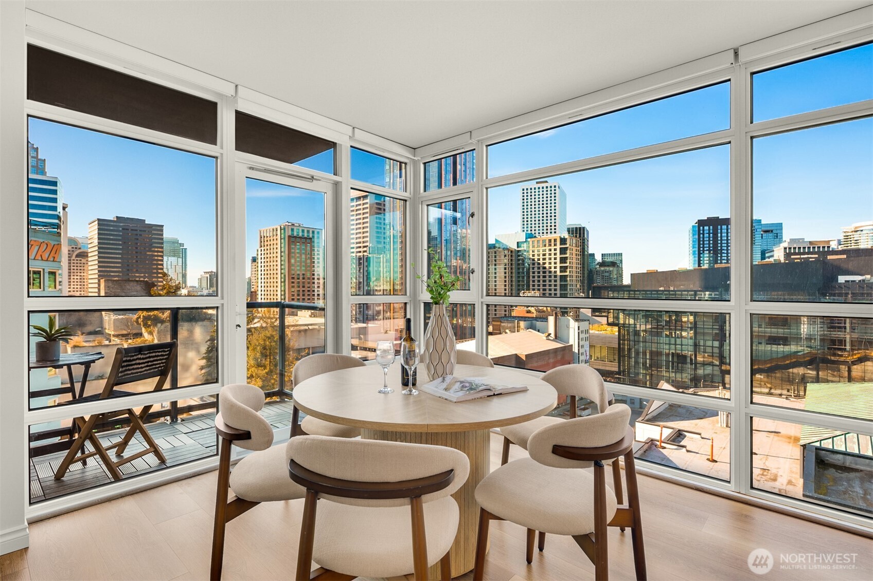 1420 Terry Avenue #1001, Seattle, WA 98101