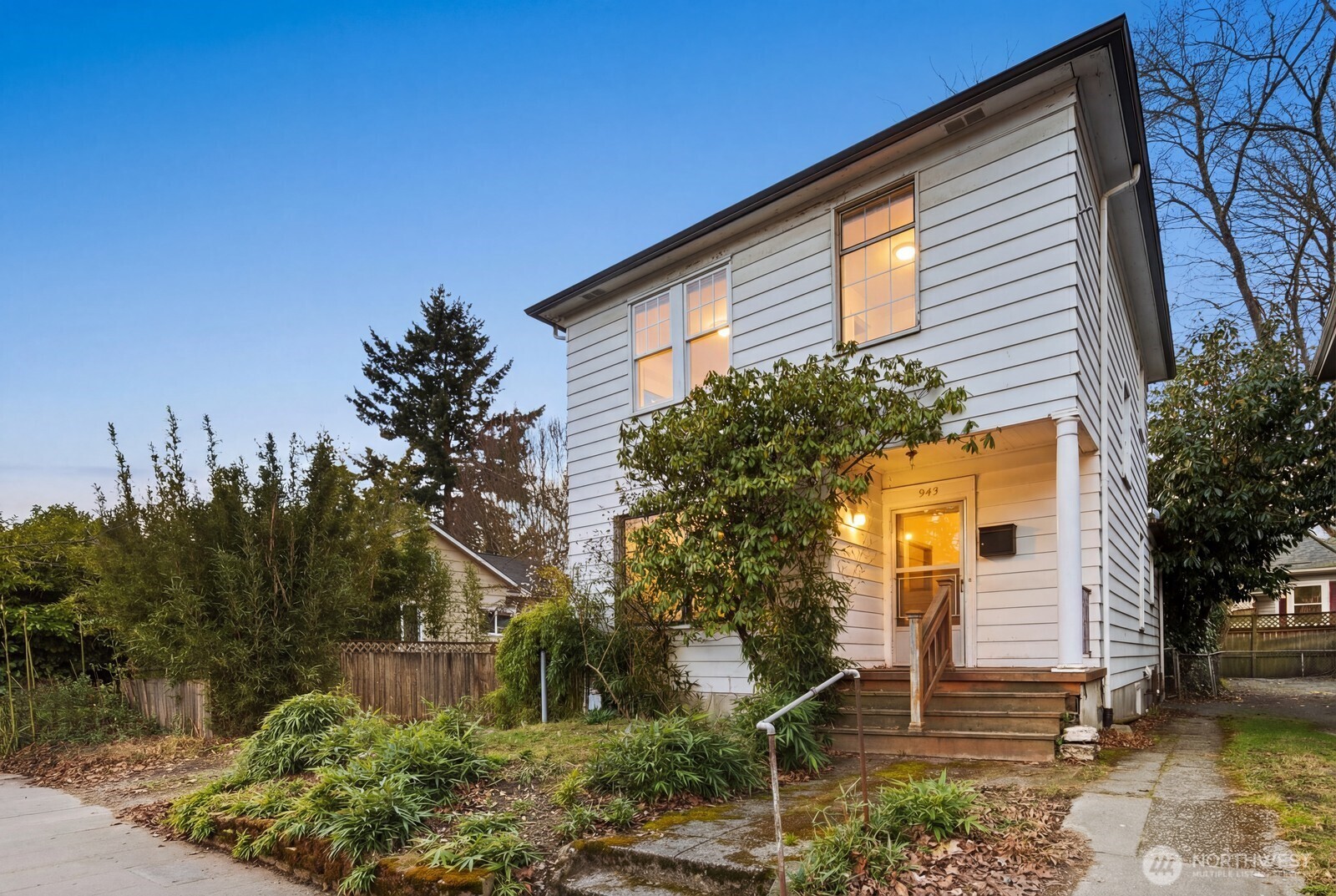 943 23rd Avenue , Seattle, WA 98122