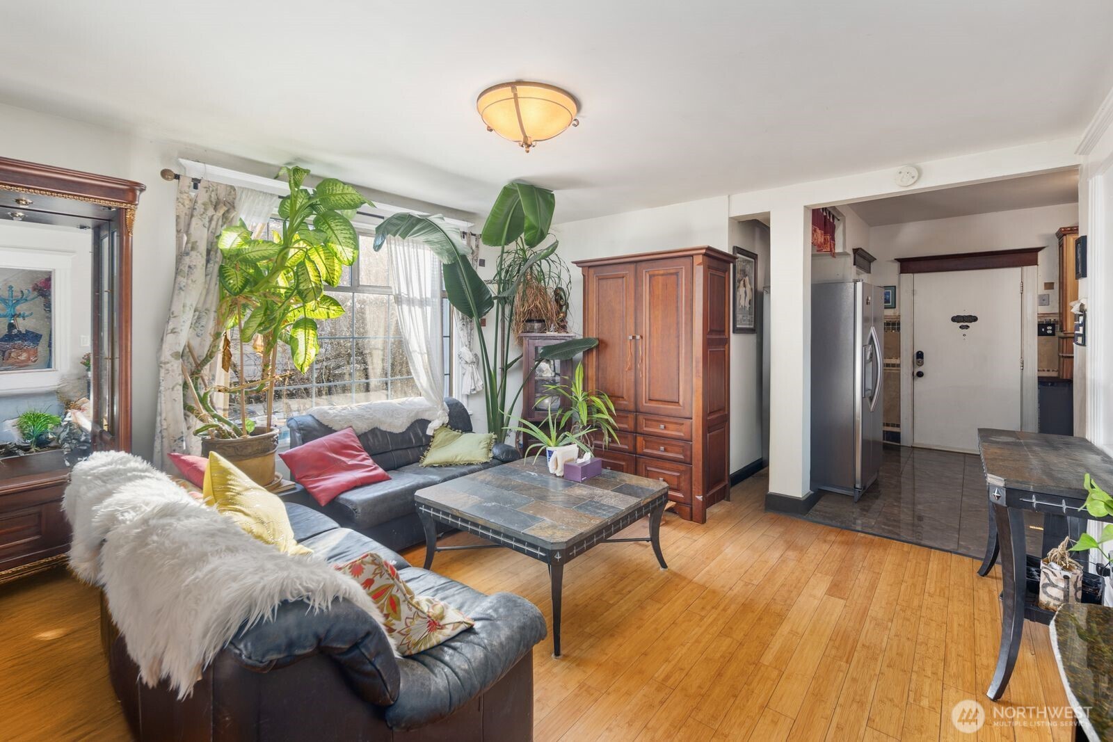 943 23rd Avenue , Seattle, WA 98122