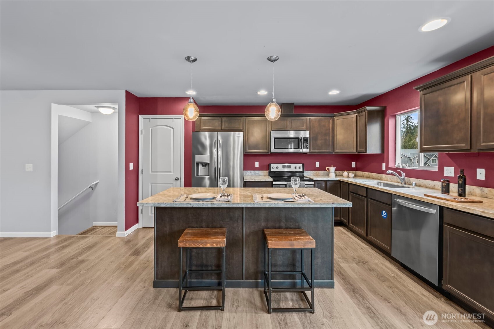 4238 SE Horsehead Way , Port Orchard, WA 98366