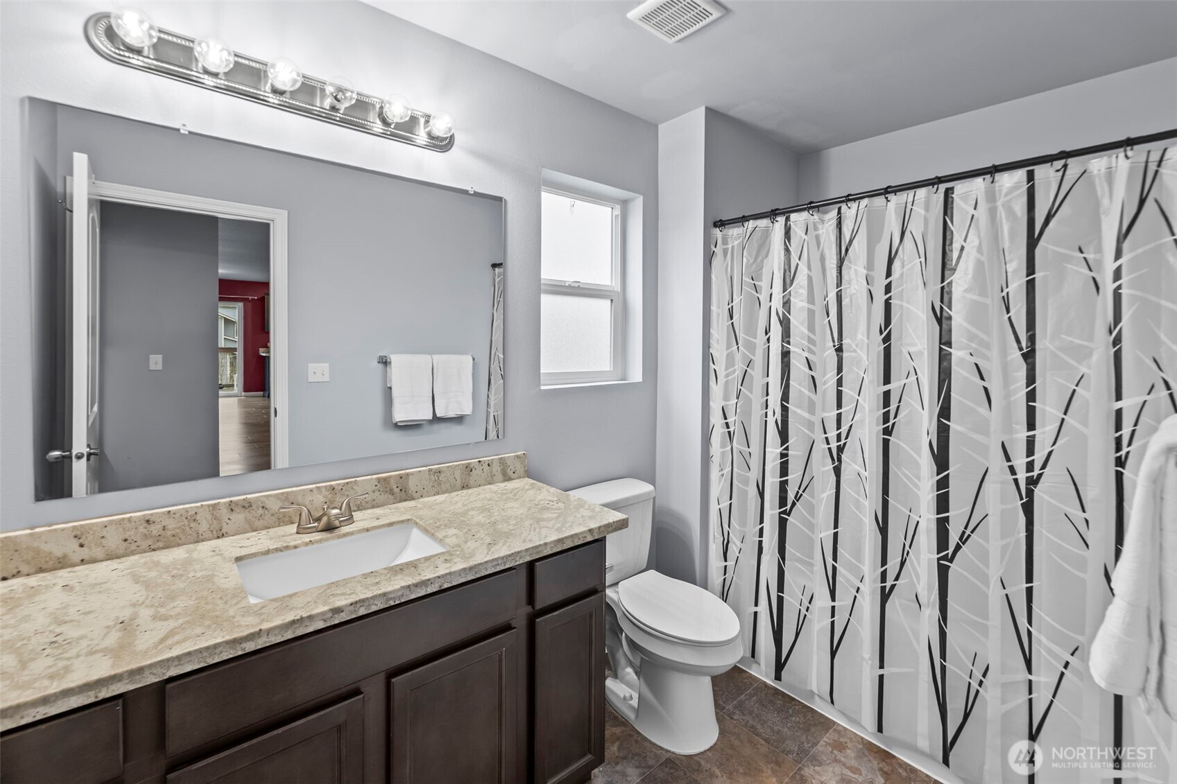 4238 SE Horsehead Way , Port Orchard, WA 98366