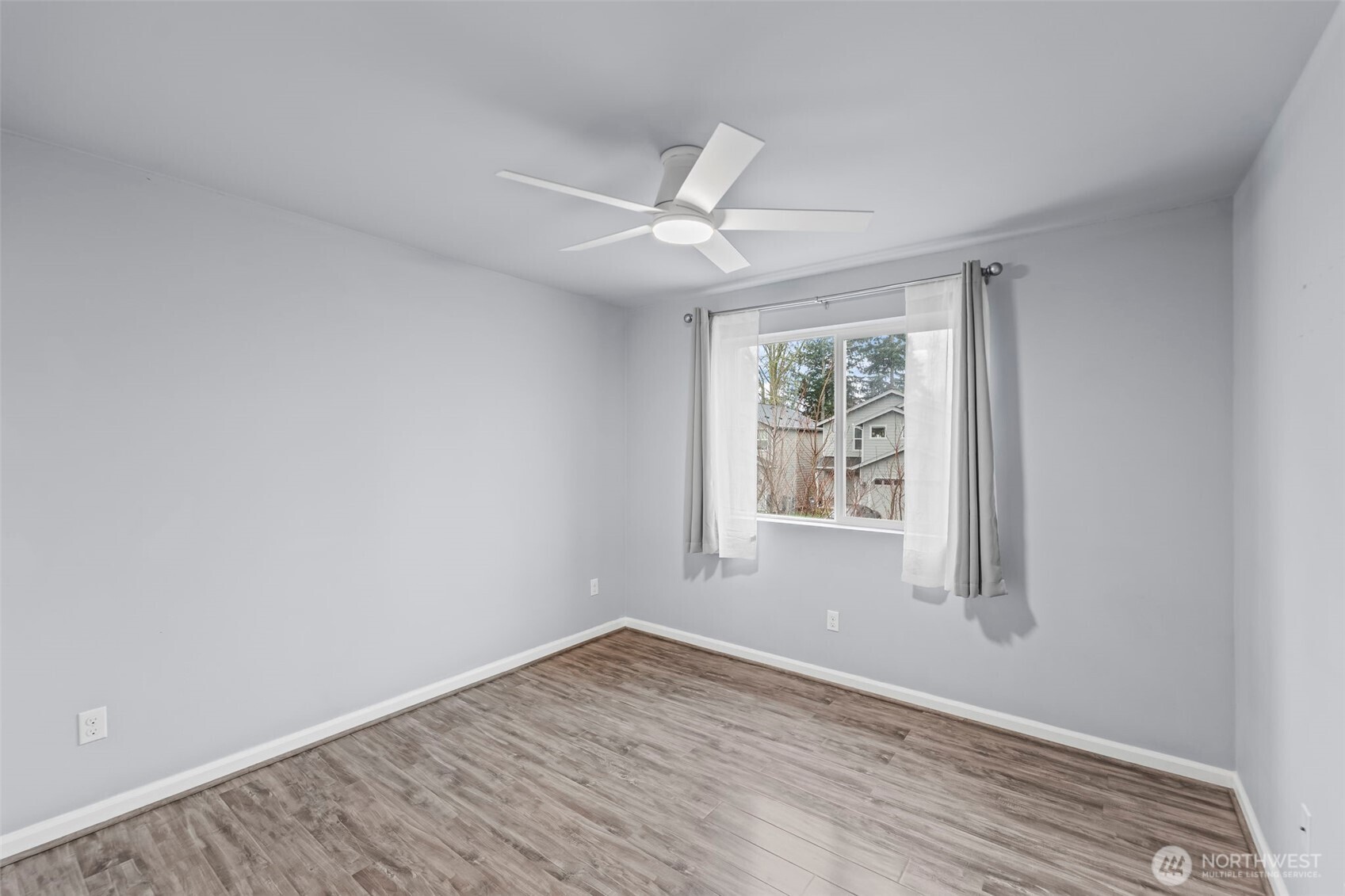 4238 SE Horsehead Way , Port Orchard, WA 98366