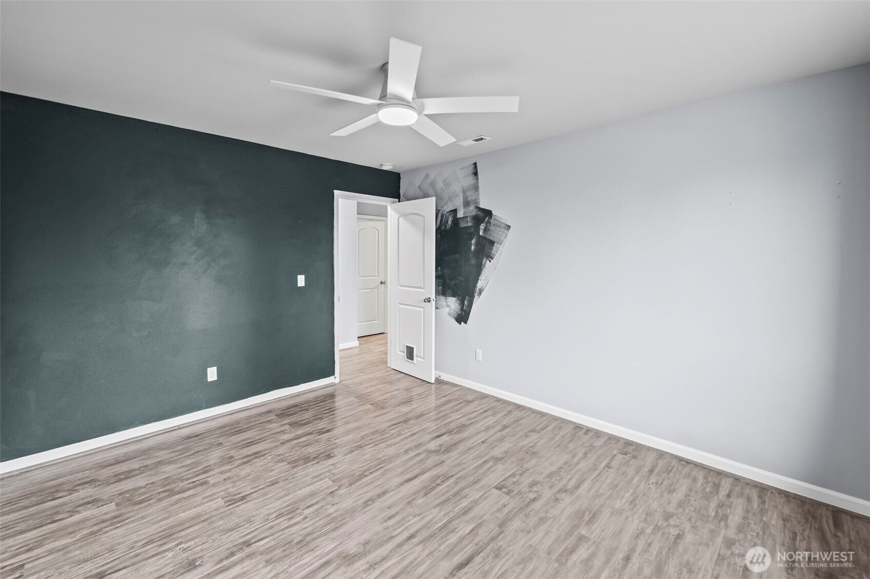 4238 SE Horsehead Way , Port Orchard, WA 98366