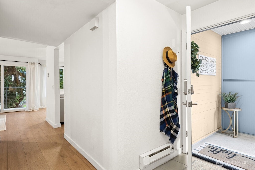 1311 12th Avenue S #E303, Seattle, WA 98144