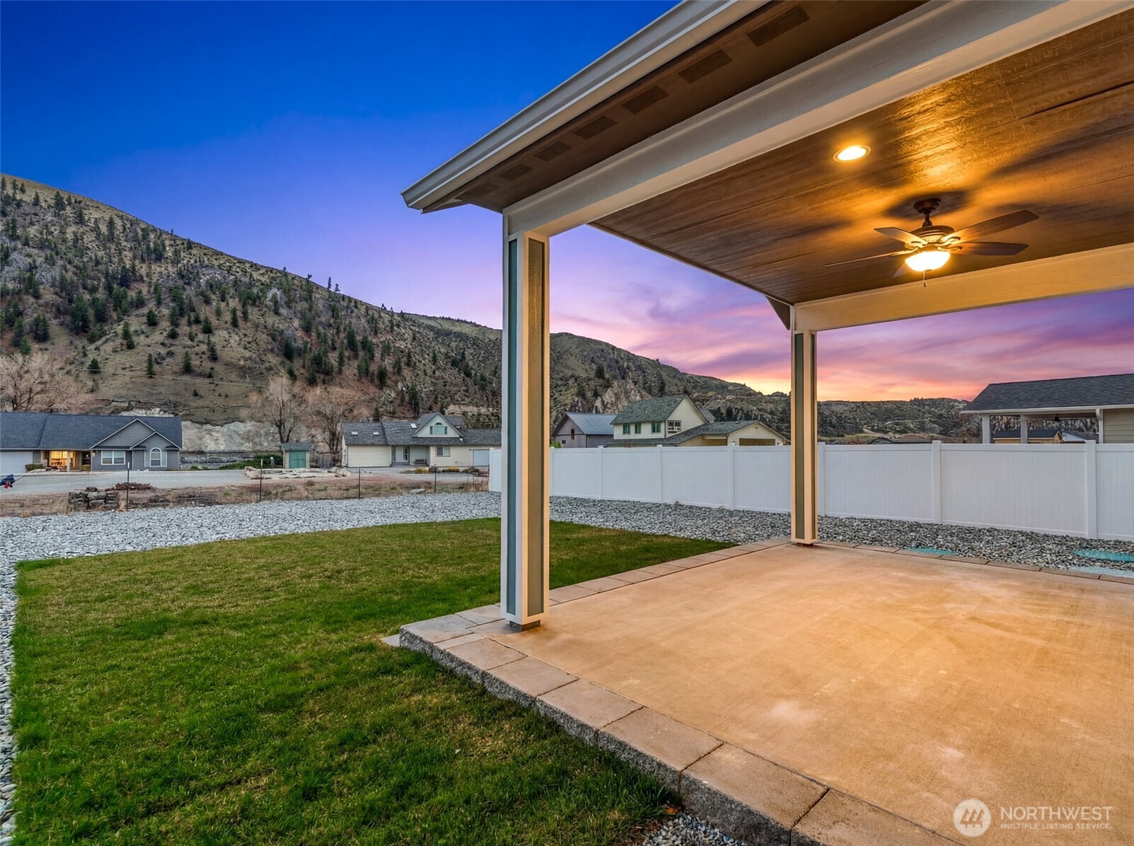 3878 Stayman Flats Road , Chelan, WA 98816
