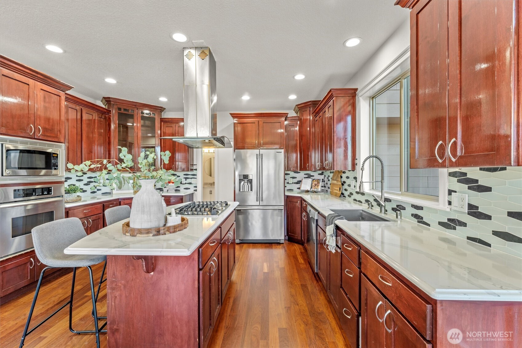 1727 NW Ogden Street , Camas, WA 98607