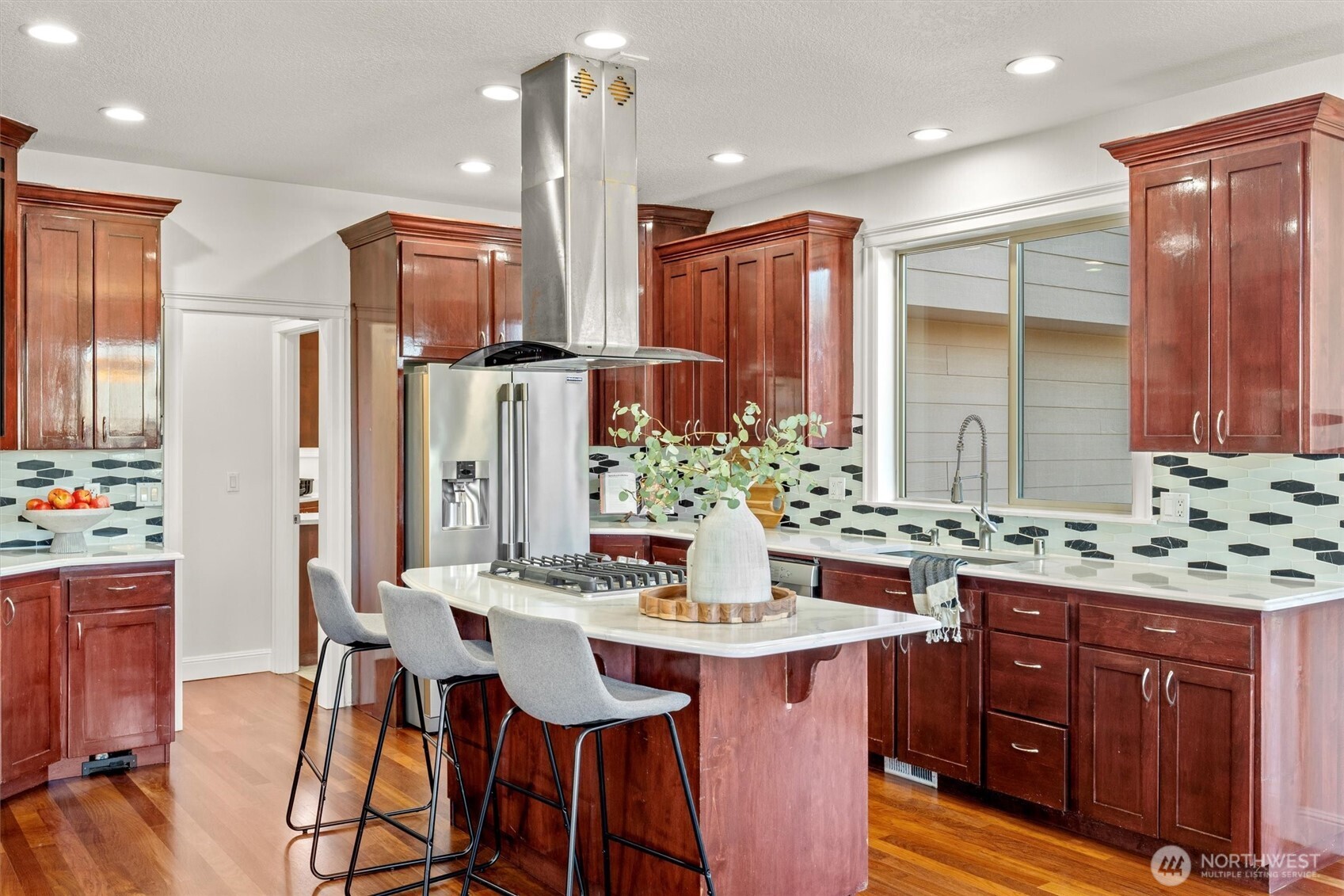 1727 NW Ogden Street , Camas, WA 98607