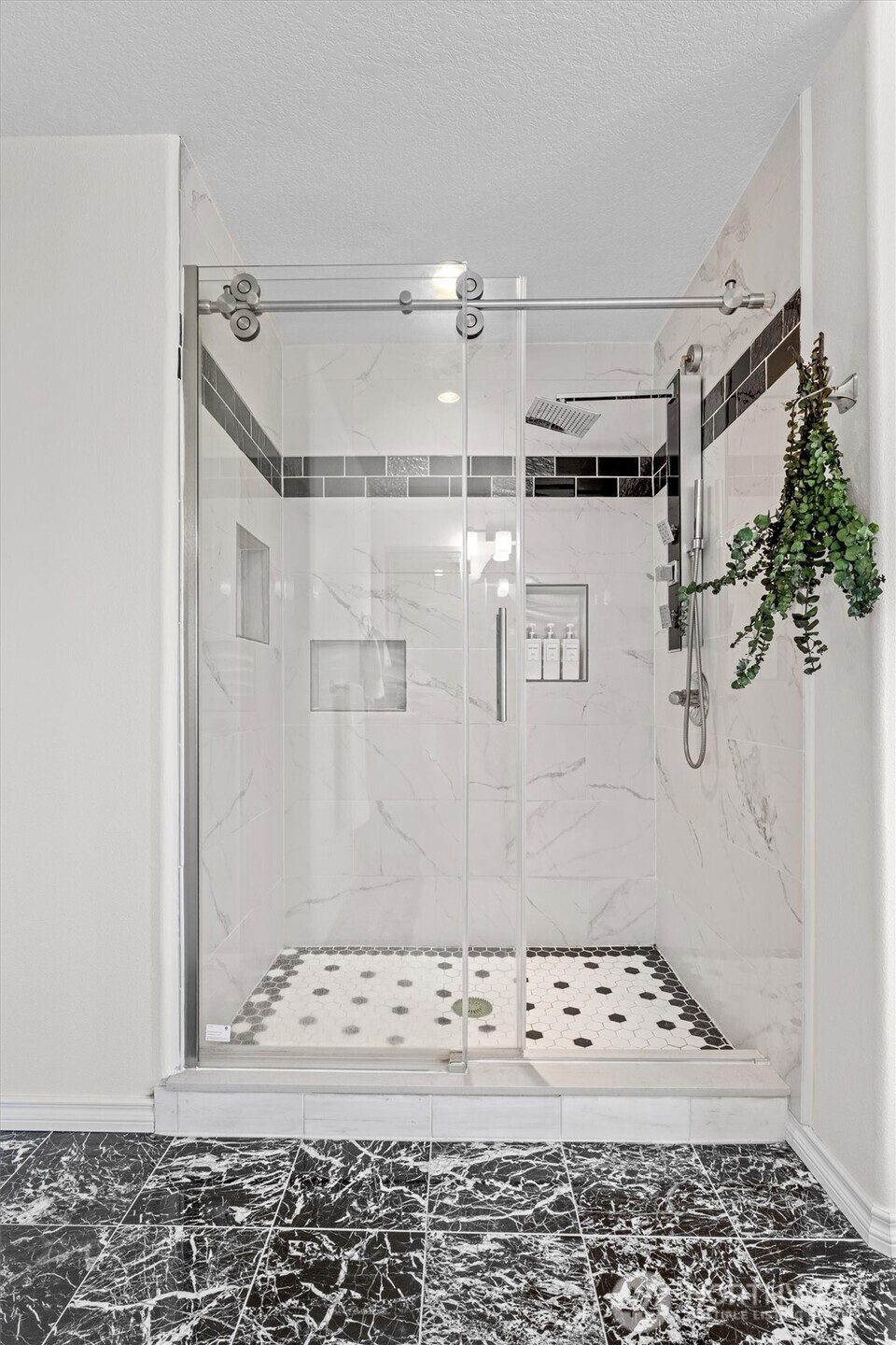 1727 NW Ogden Street , Camas, WA 98607