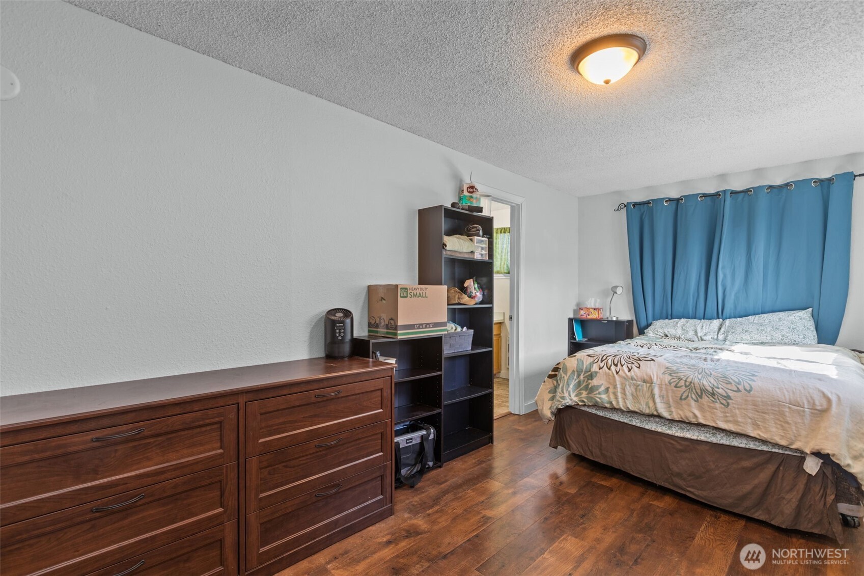 1711 4th Avenue NW, Puyallup, WA 98371