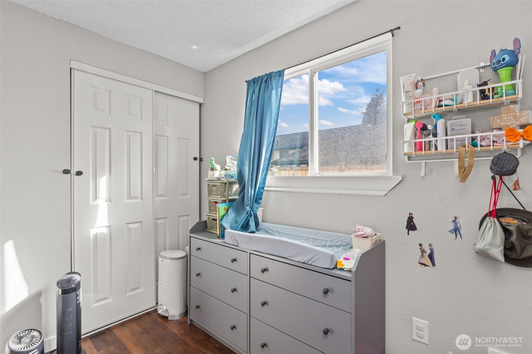 1711 4th Avenue NW, Puyallup, WA 98371