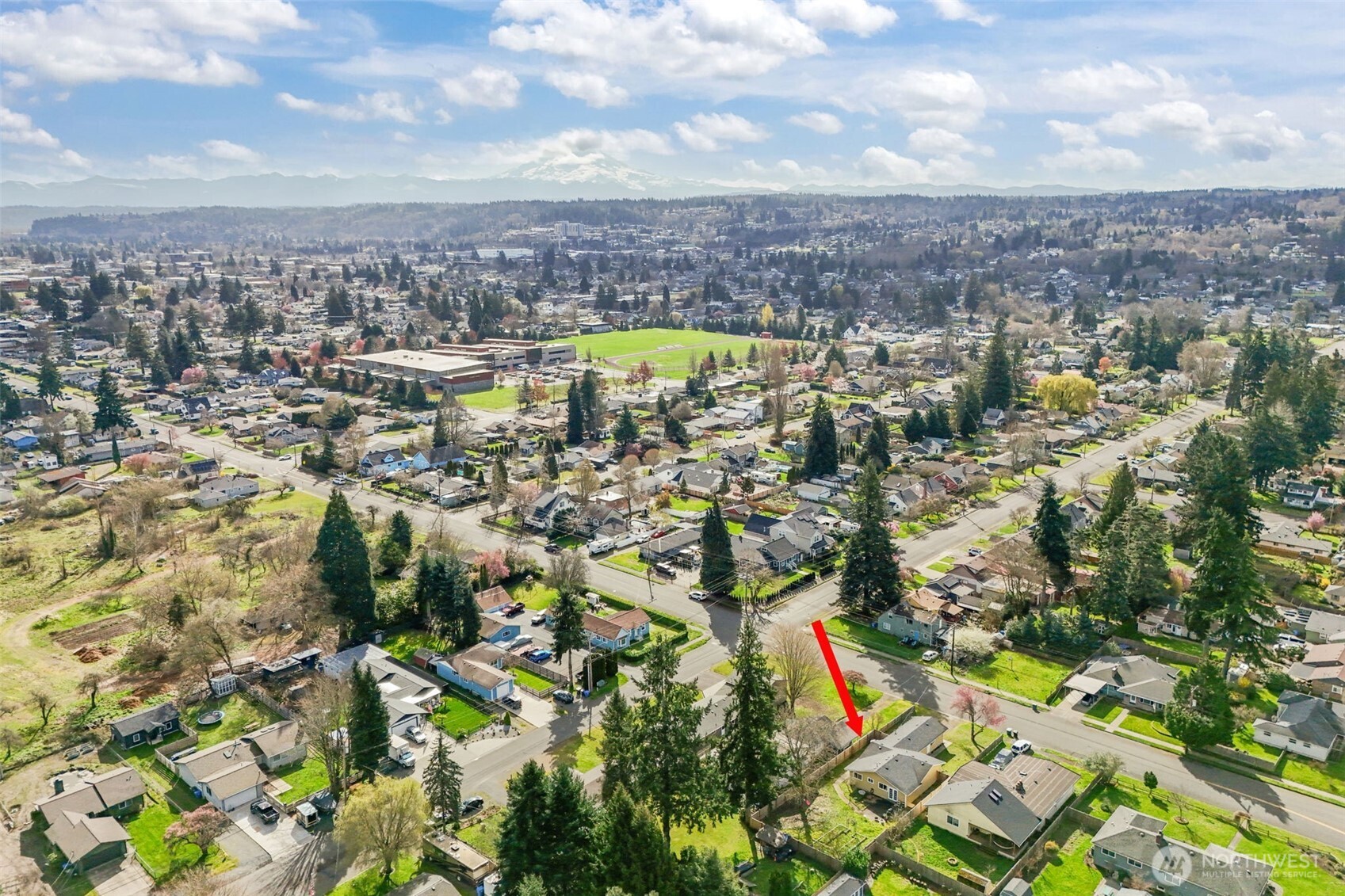 1711 4th Avenue NW, Puyallup, WA 98371