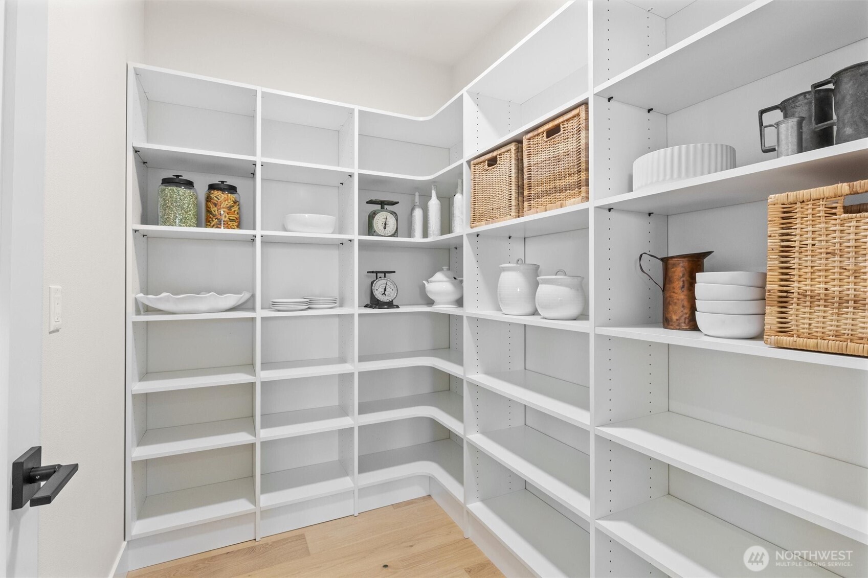 15 213th Place SW, Bothell, WA 98021