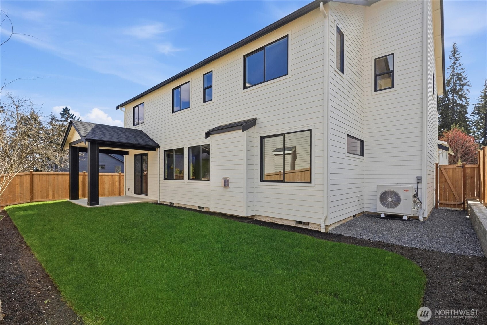 15 213th Place SW, Bothell, WA 98021