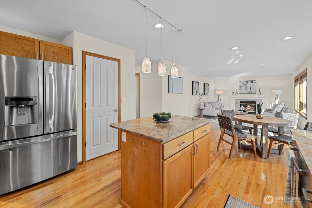 19811 13th Place W, Lynnwood, WA 98036