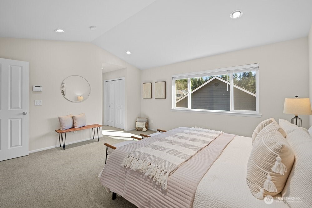 19811 13th Place W, Lynnwood, WA 98036