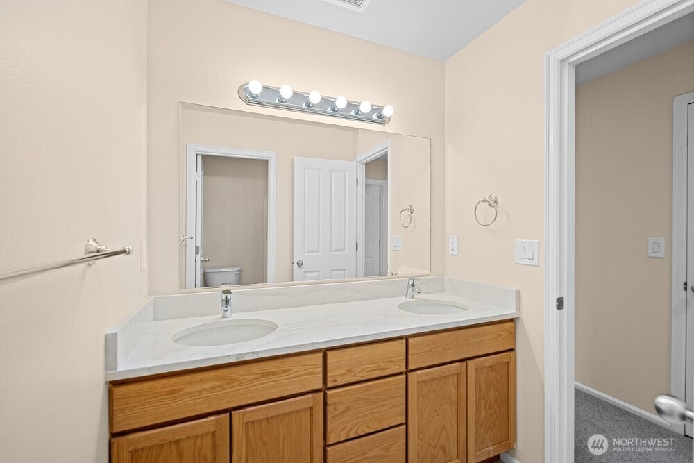 19811 13th Place W, Lynnwood, WA 98036