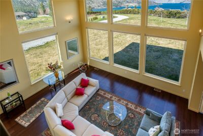 555 Loop Avenue , Manson, WA 98831 - Photo 11