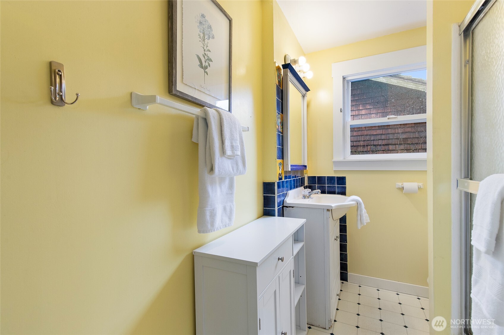 5046 35th Avenue NE, Seattle, WA 98105