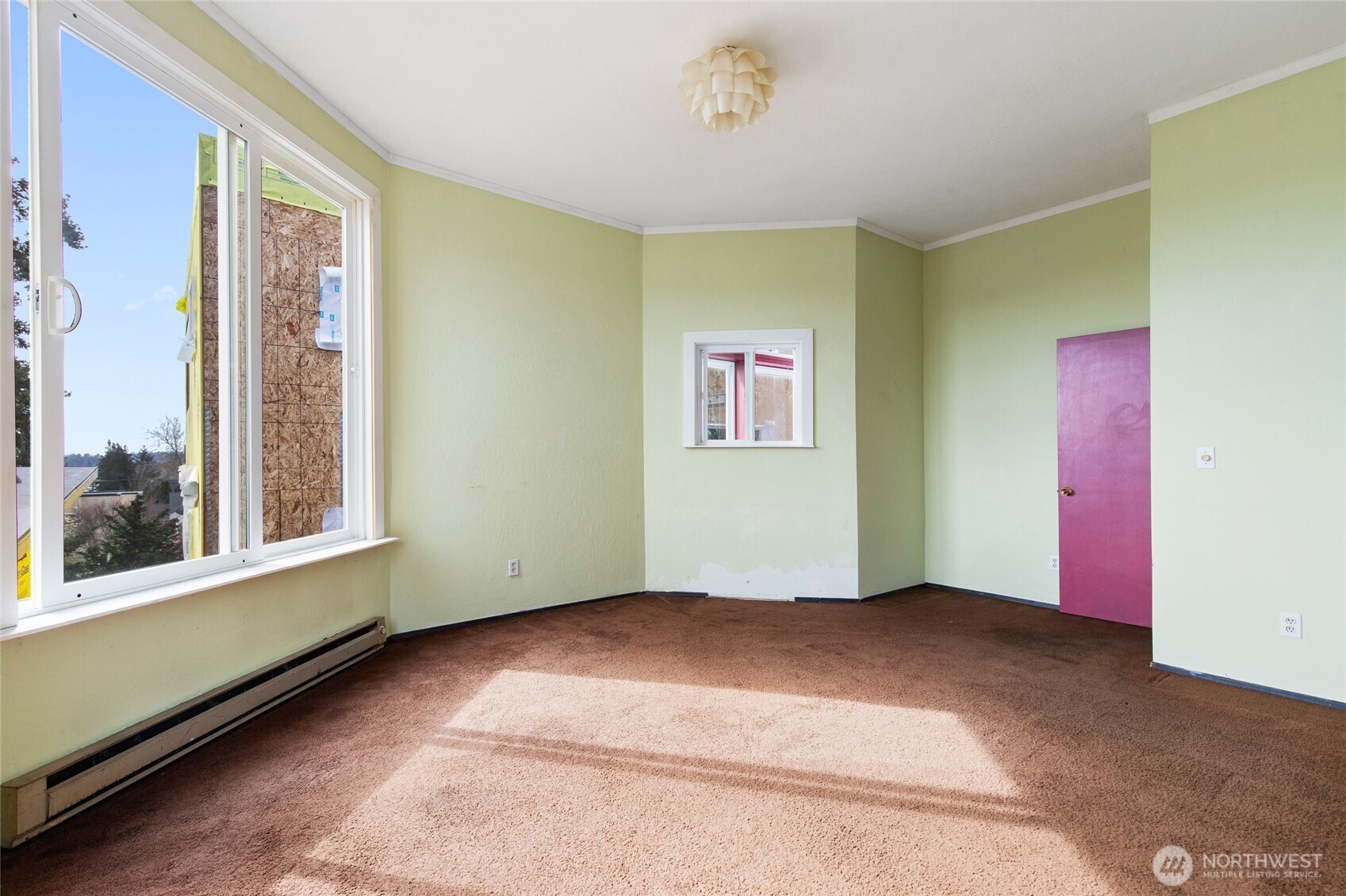 5046 35th Avenue NE, Seattle, WA 98105