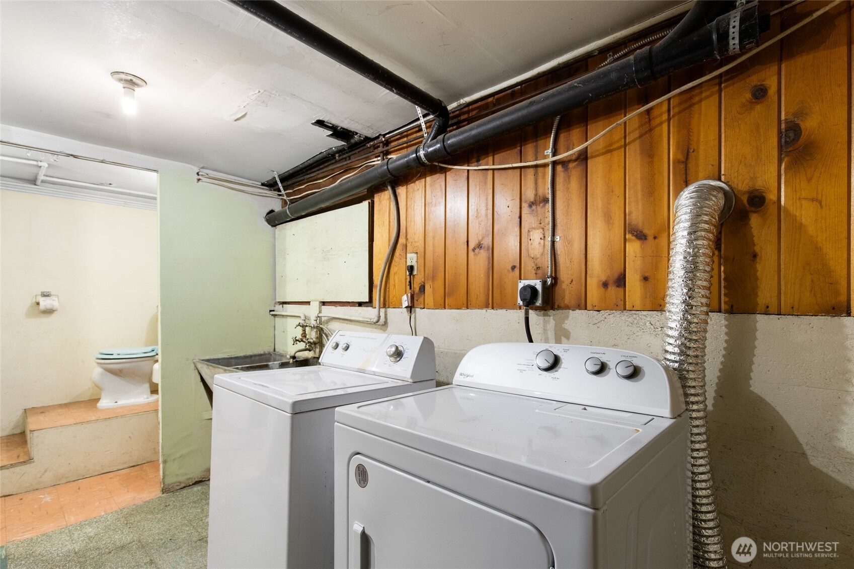 5046 35th Avenue NE, Seattle, WA 98105