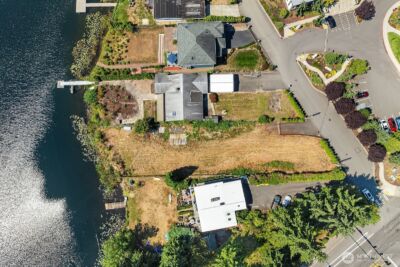13059 SE 76th Street , Newcastle, WA 98056 - Photo 2