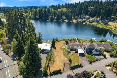 13059 SE 76th Street , Newcastle, WA 98056 - Photo 3