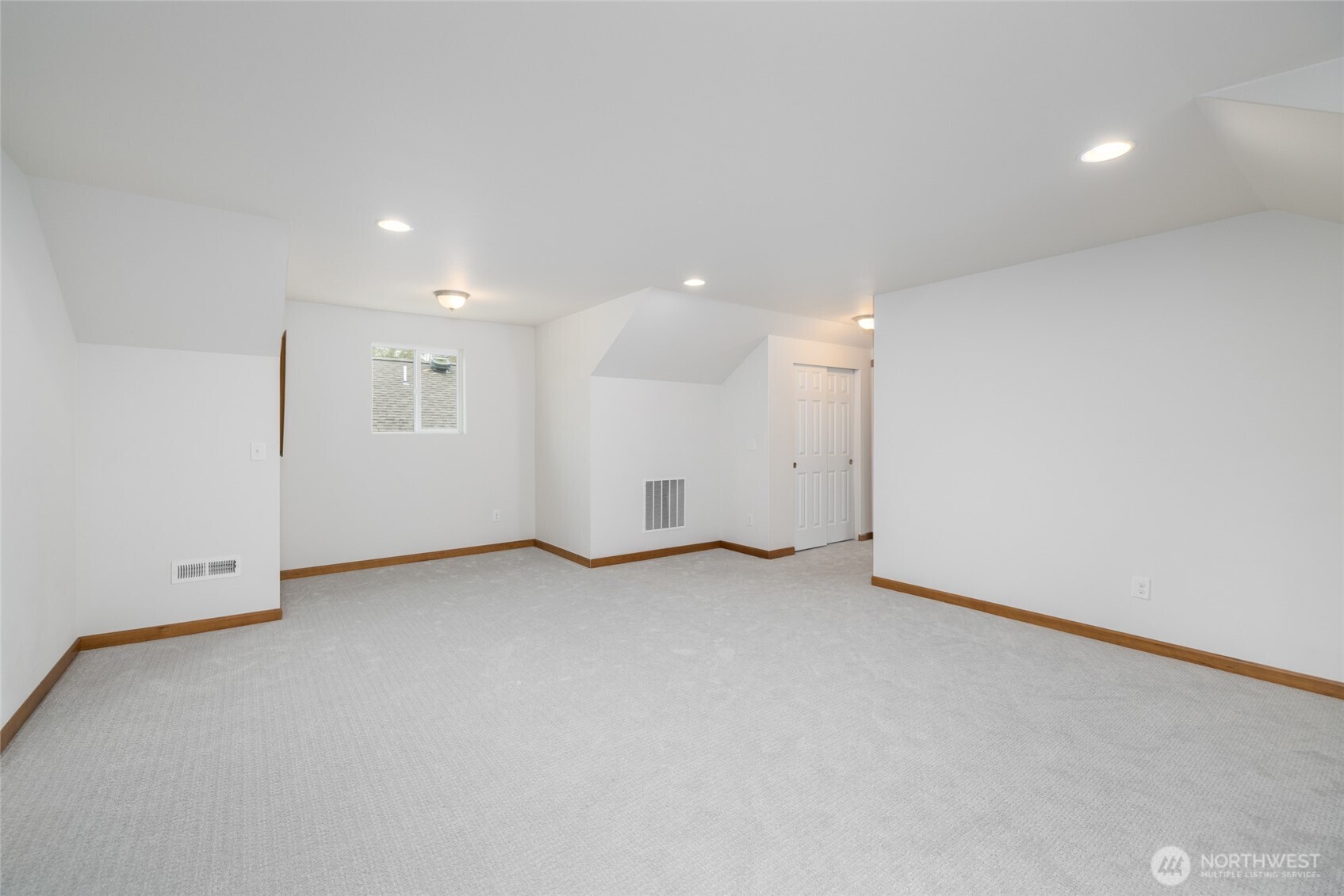 139 S 47th Street , Mount Vernon, WA 98274