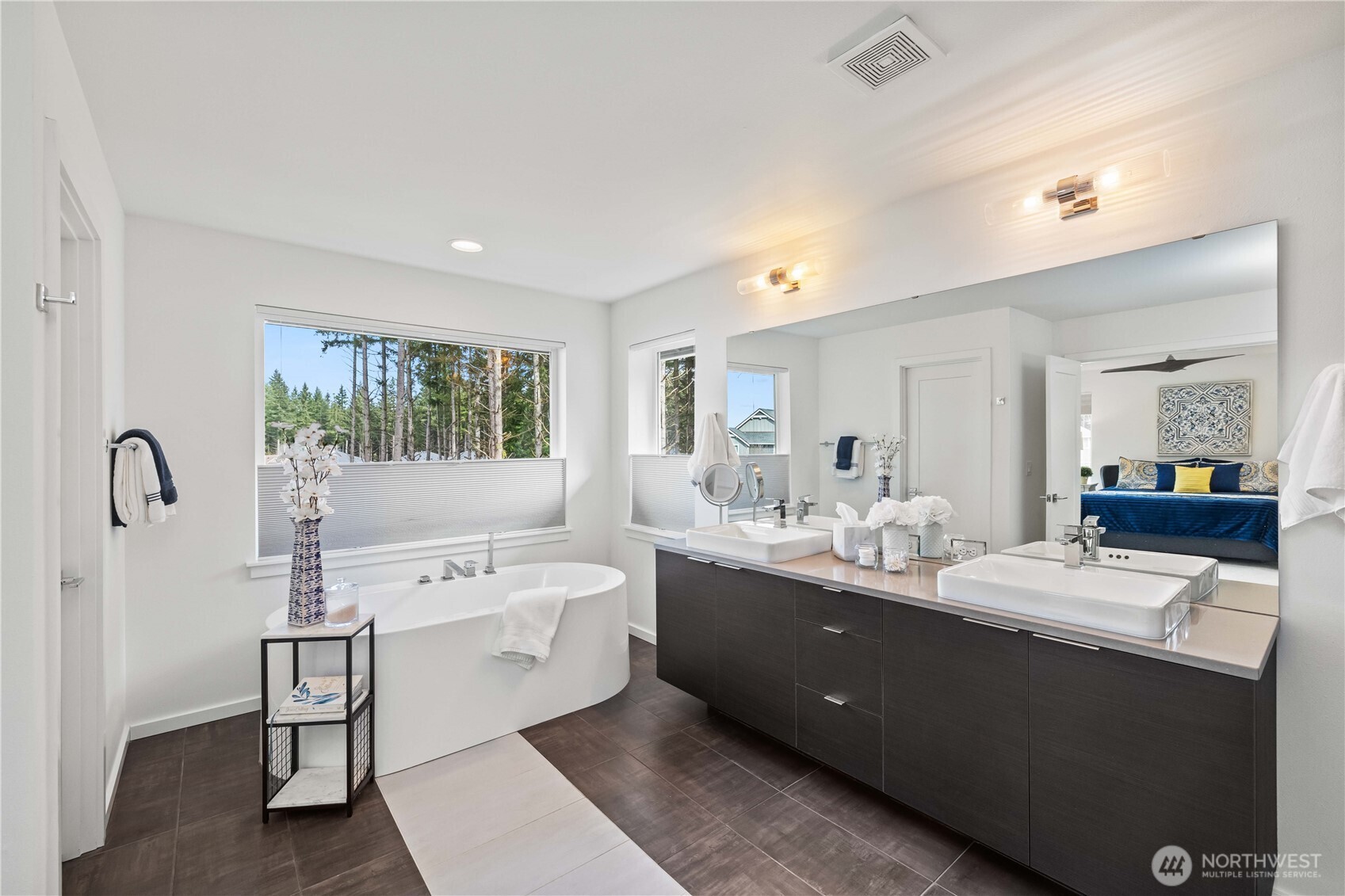 23978 Lily Place SE, Black Diamond, WA 98010