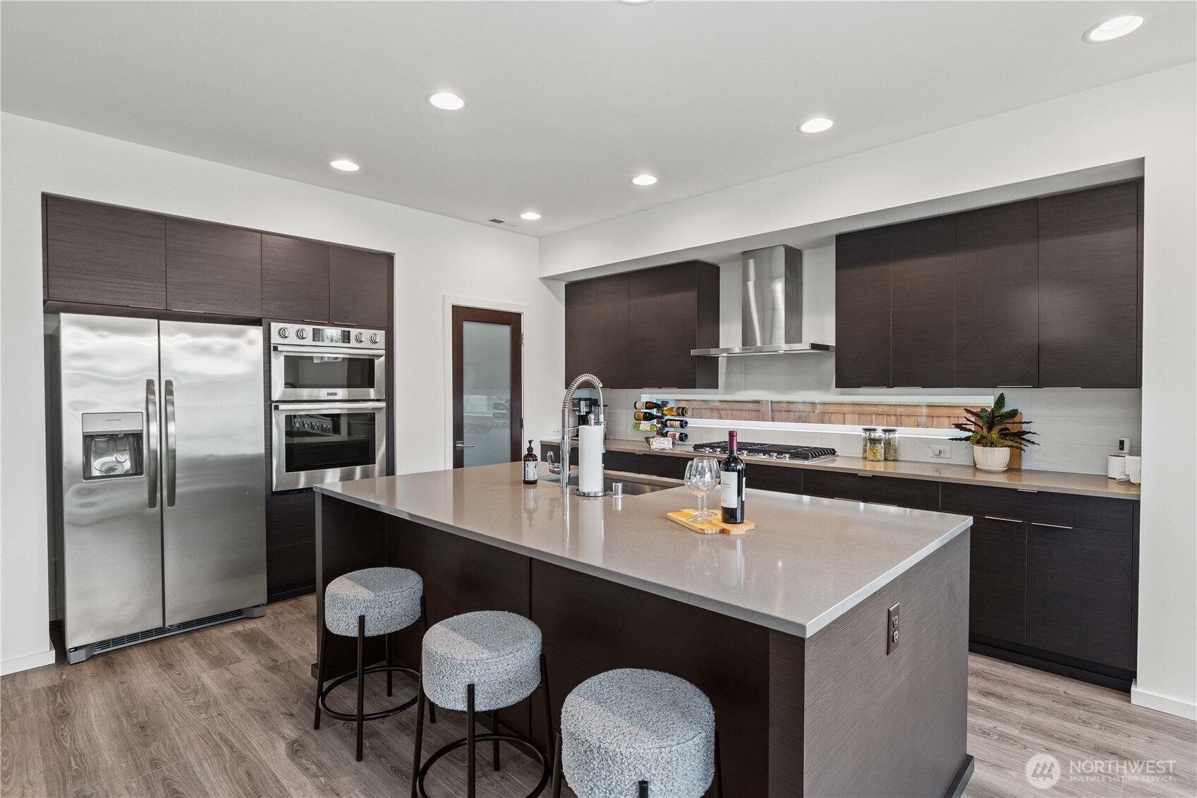 23978 Lily Place SE, Black Diamond, WA 98010