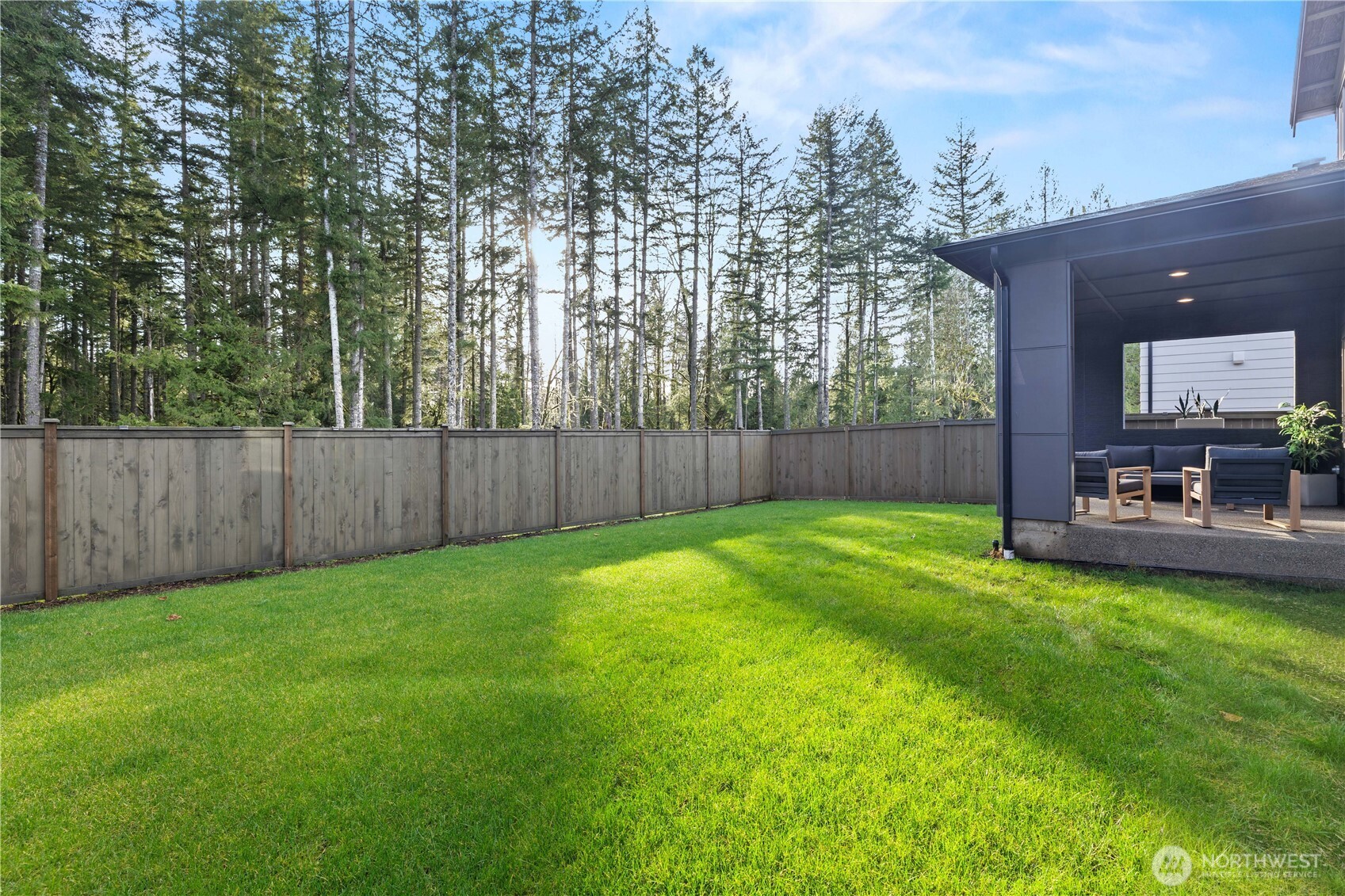 22907 SE Sycamore Street , Black Diamond, WA 98010-5110