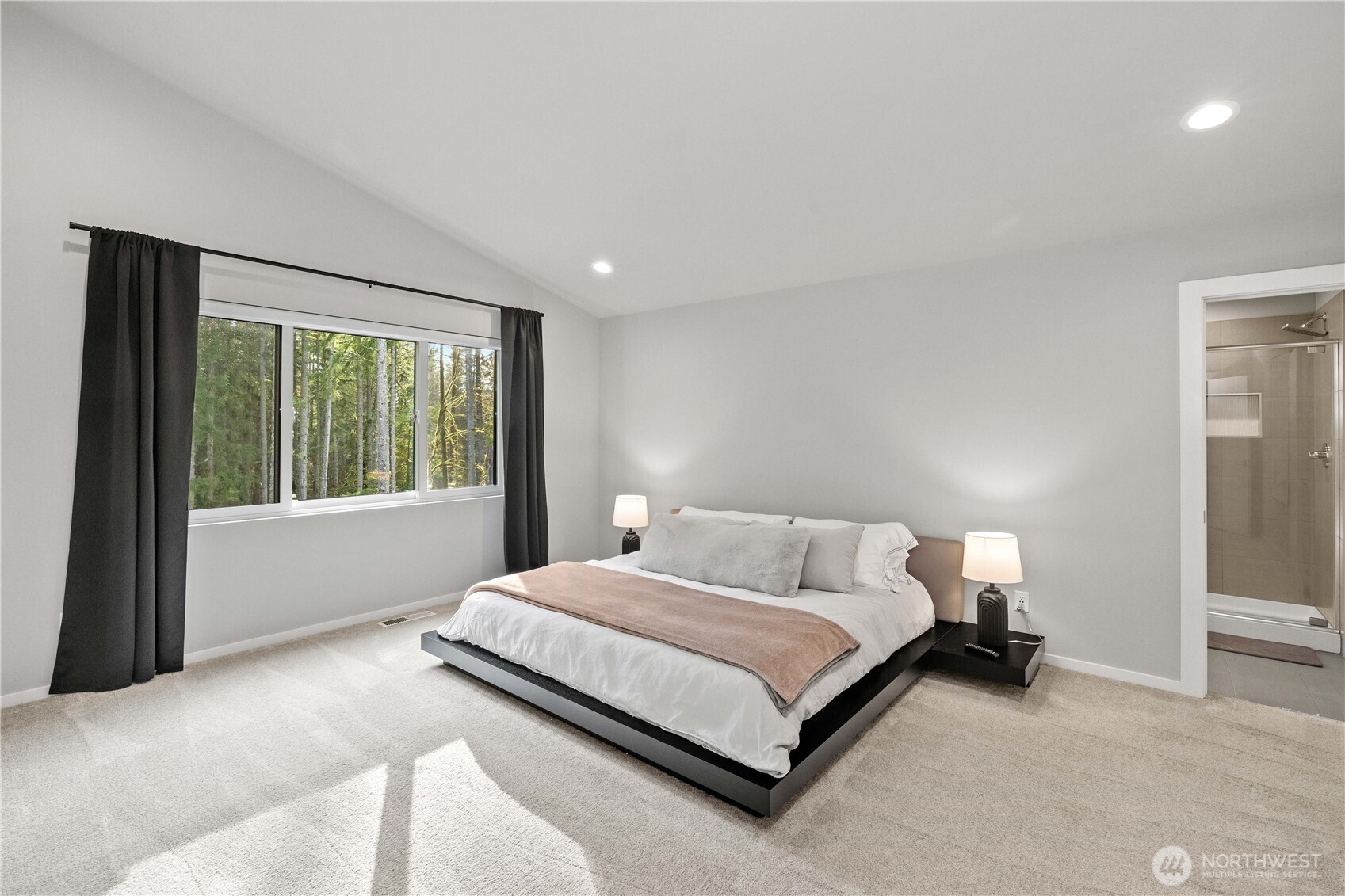 22907 SE Sycamore Street , Black Diamond, WA 98010-5110