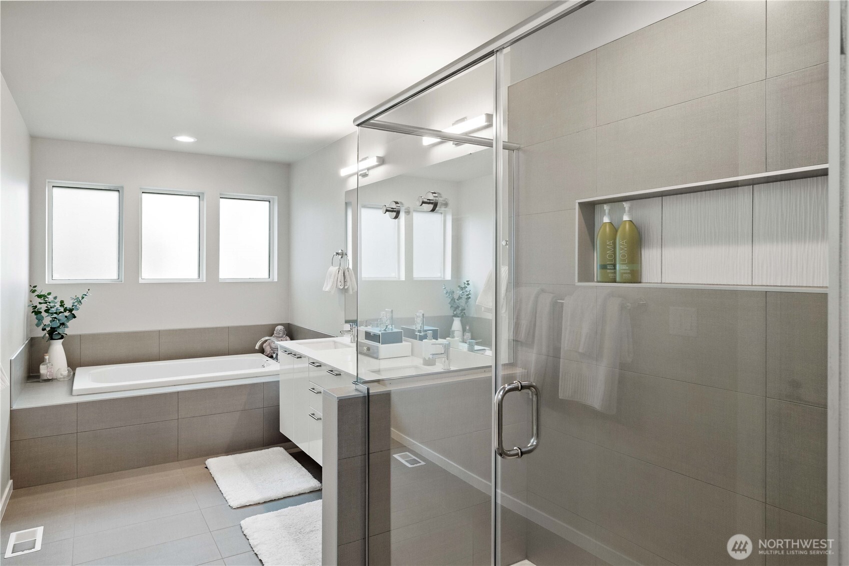 22907 SE Sycamore Street , Black Diamond, WA 98010-5110