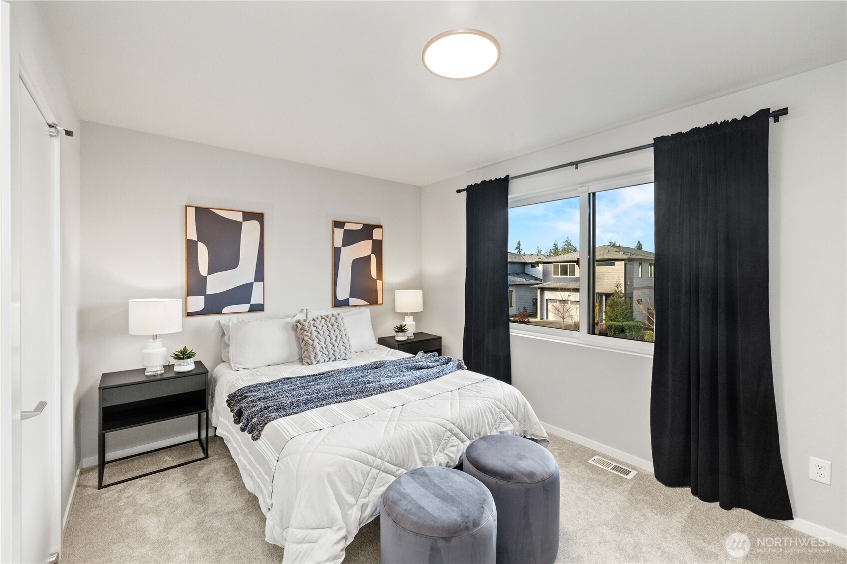 22907 SE Sycamore Street , Black Diamond, WA 98010-5110