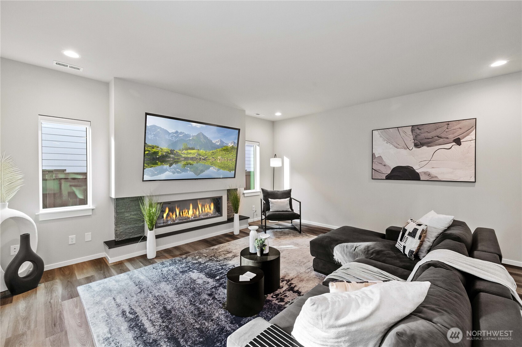 22907 SE Sycamore Street , Black Diamond, WA 98010-5110