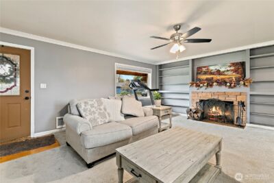 111 E Cindy Road , Centralia, WA 98531 - Photo 2