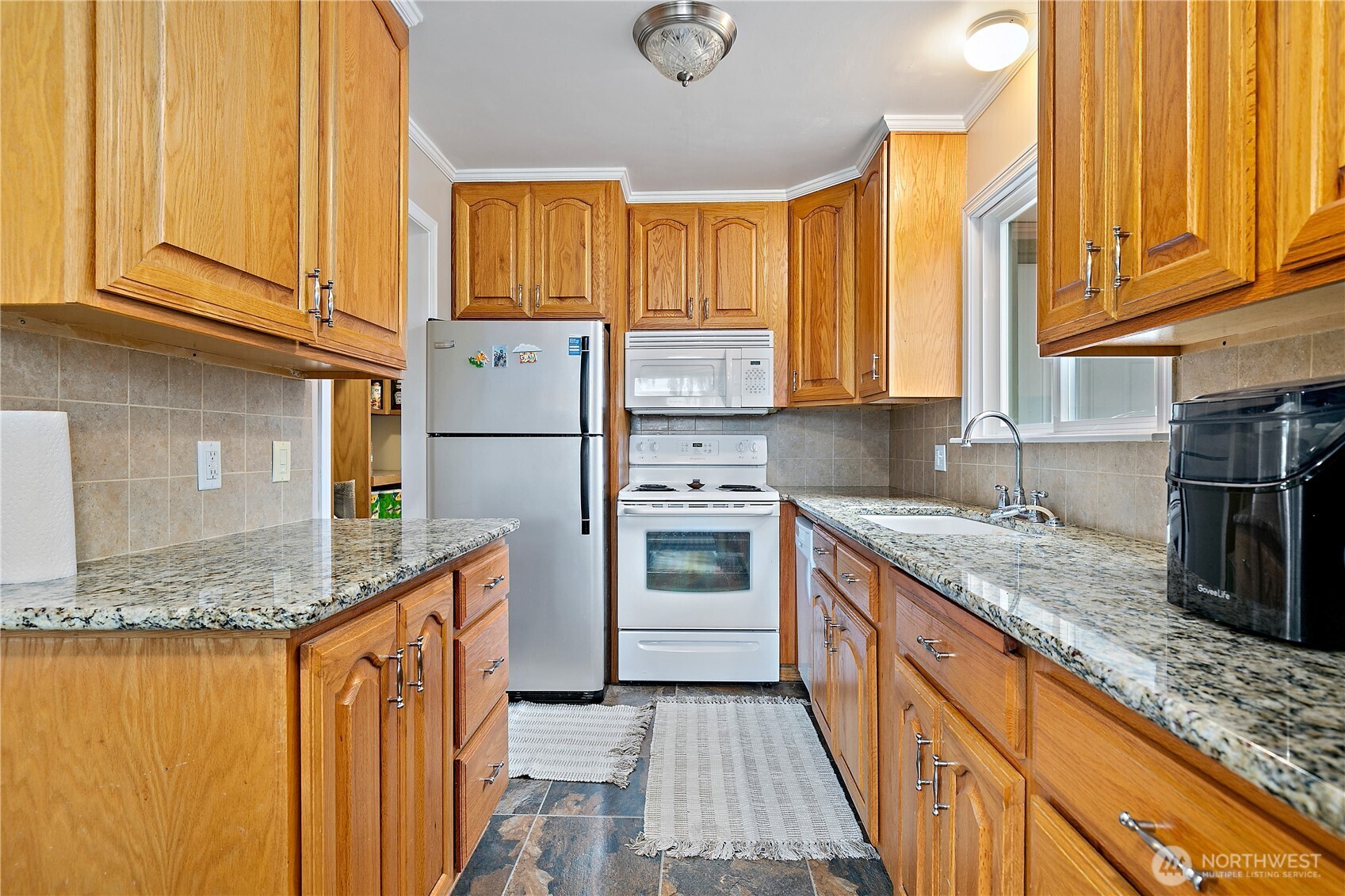 111 E Cindy Road , Centralia, WA 98531