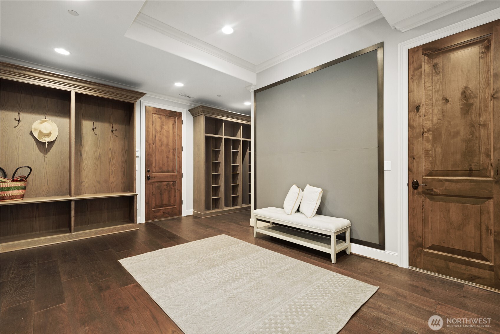 435 8th Avenue W, Kirkland, WA 98033