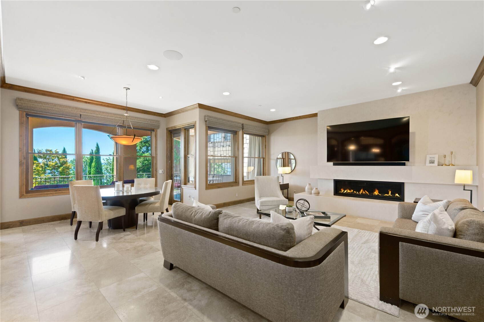 435 8th Avenue W, Kirkland, WA 98033