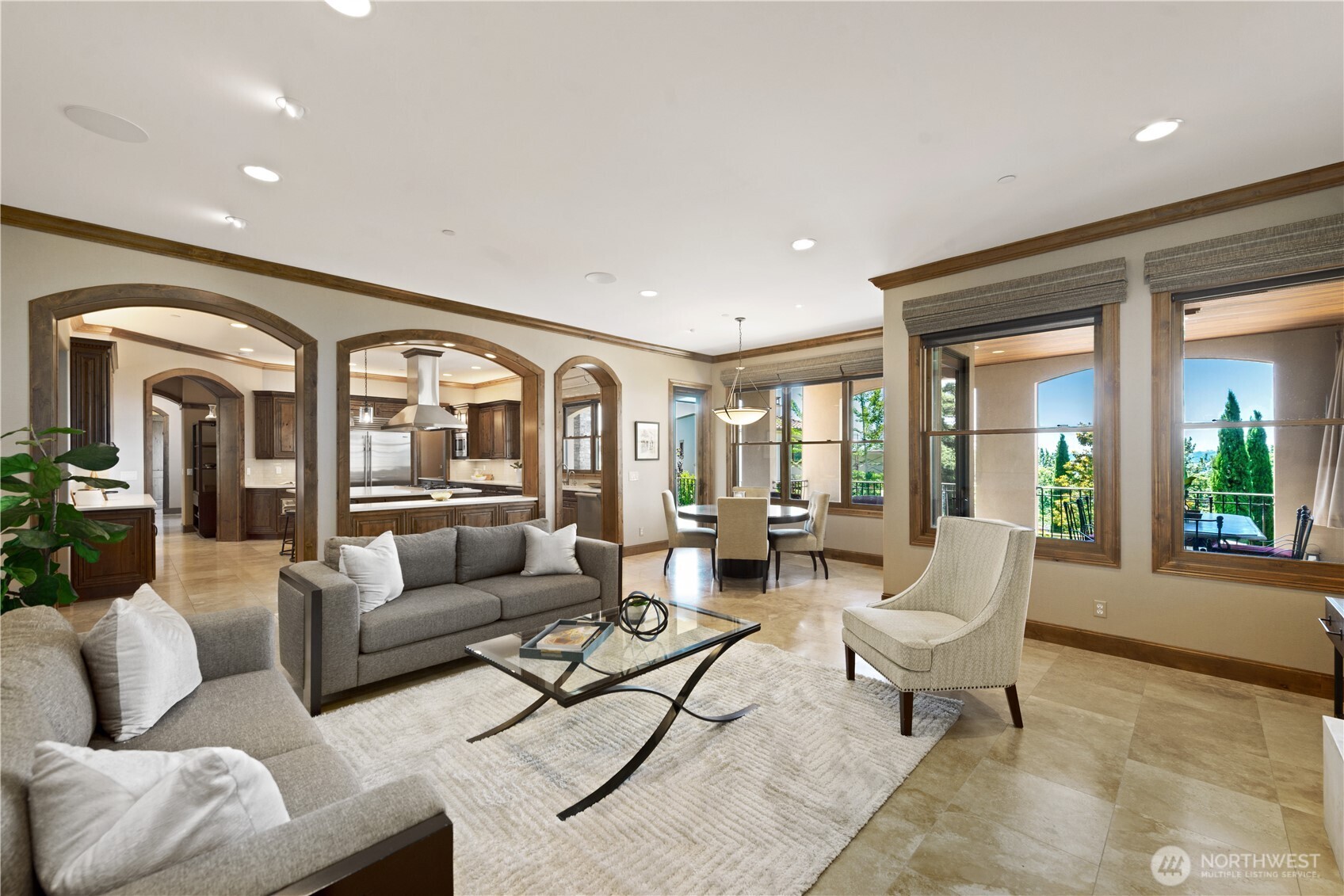 435 8th Avenue W, Kirkland, WA 98033