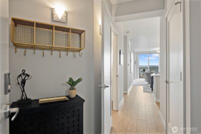 3104 Western Avenue #619, Seattle, WA 98121 - Photo 2