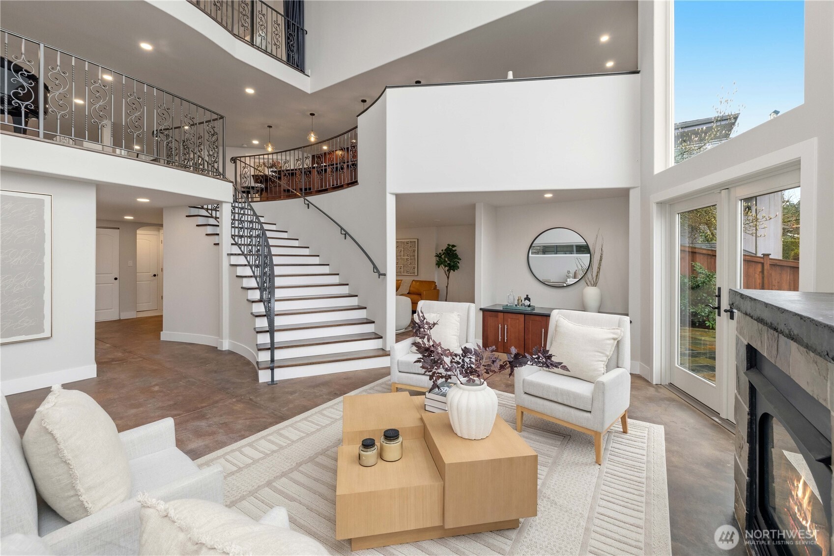 17714 SE 40th Place , Bellevue, WA 98008