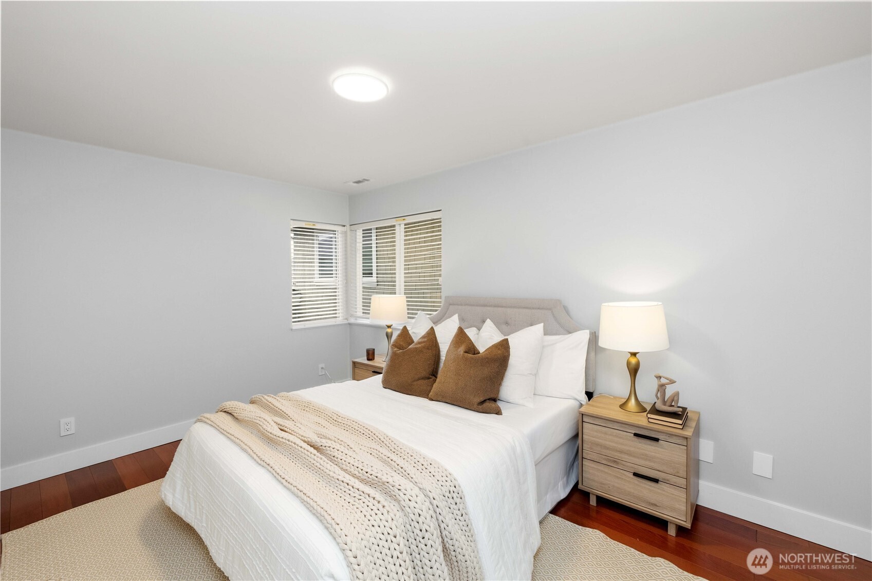 17714 SE 40th Place , Bellevue, WA 98008