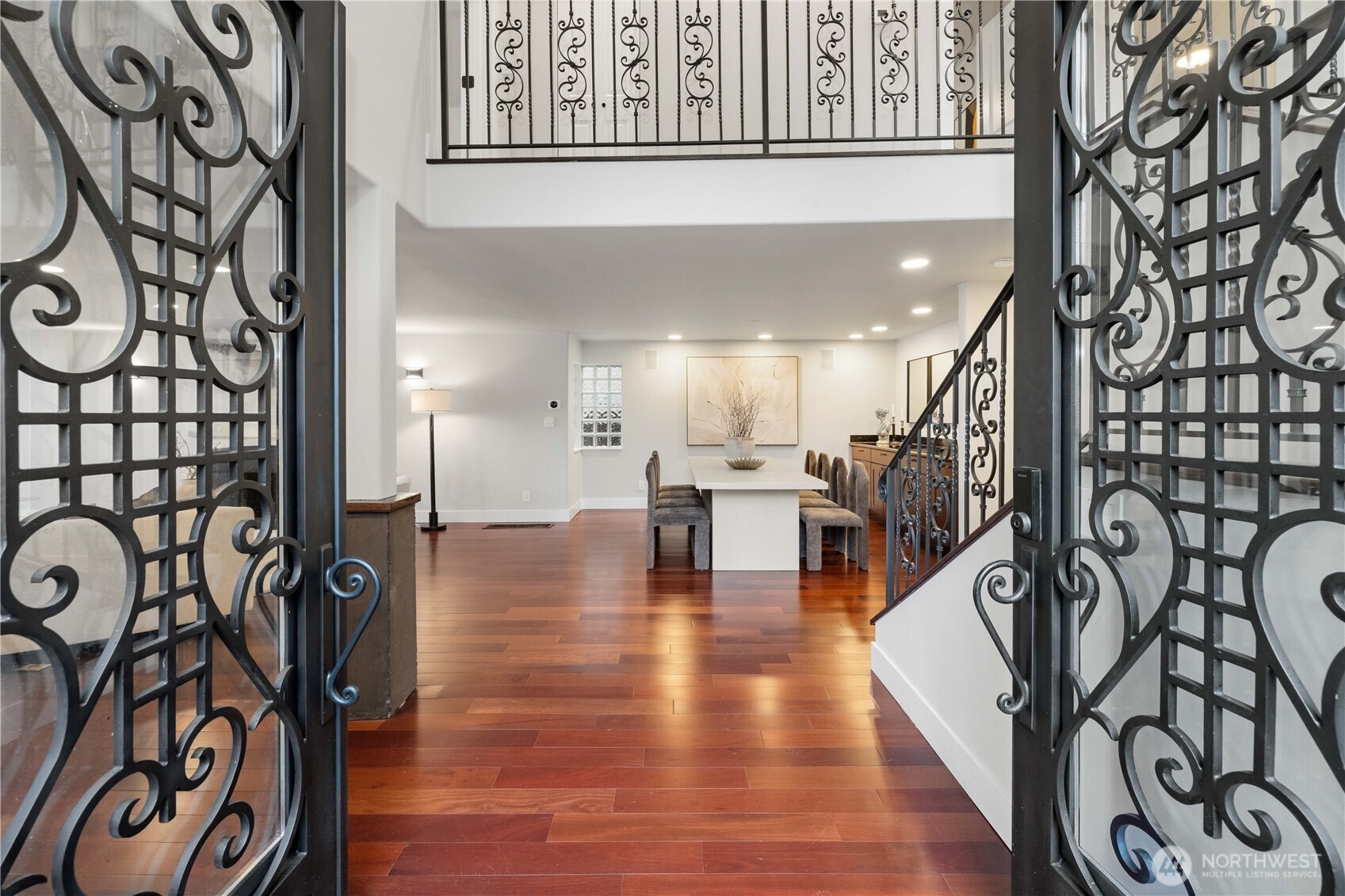 17714 SE 40th Place , Bellevue, WA 98008