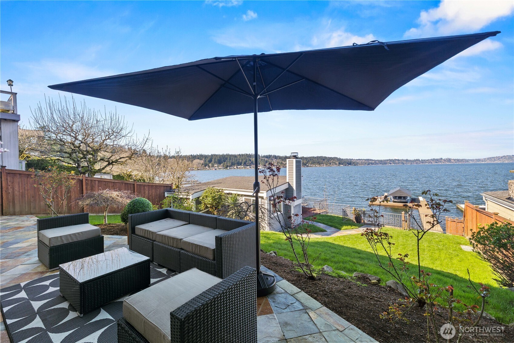 17714 SE 40th Place , Bellevue, WA 98008